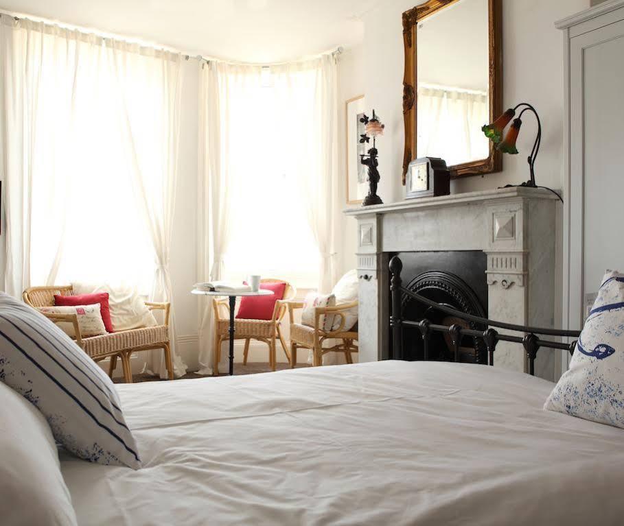 מארגייט Beachview Guest House Accommodations מראה חיצוני תמונה